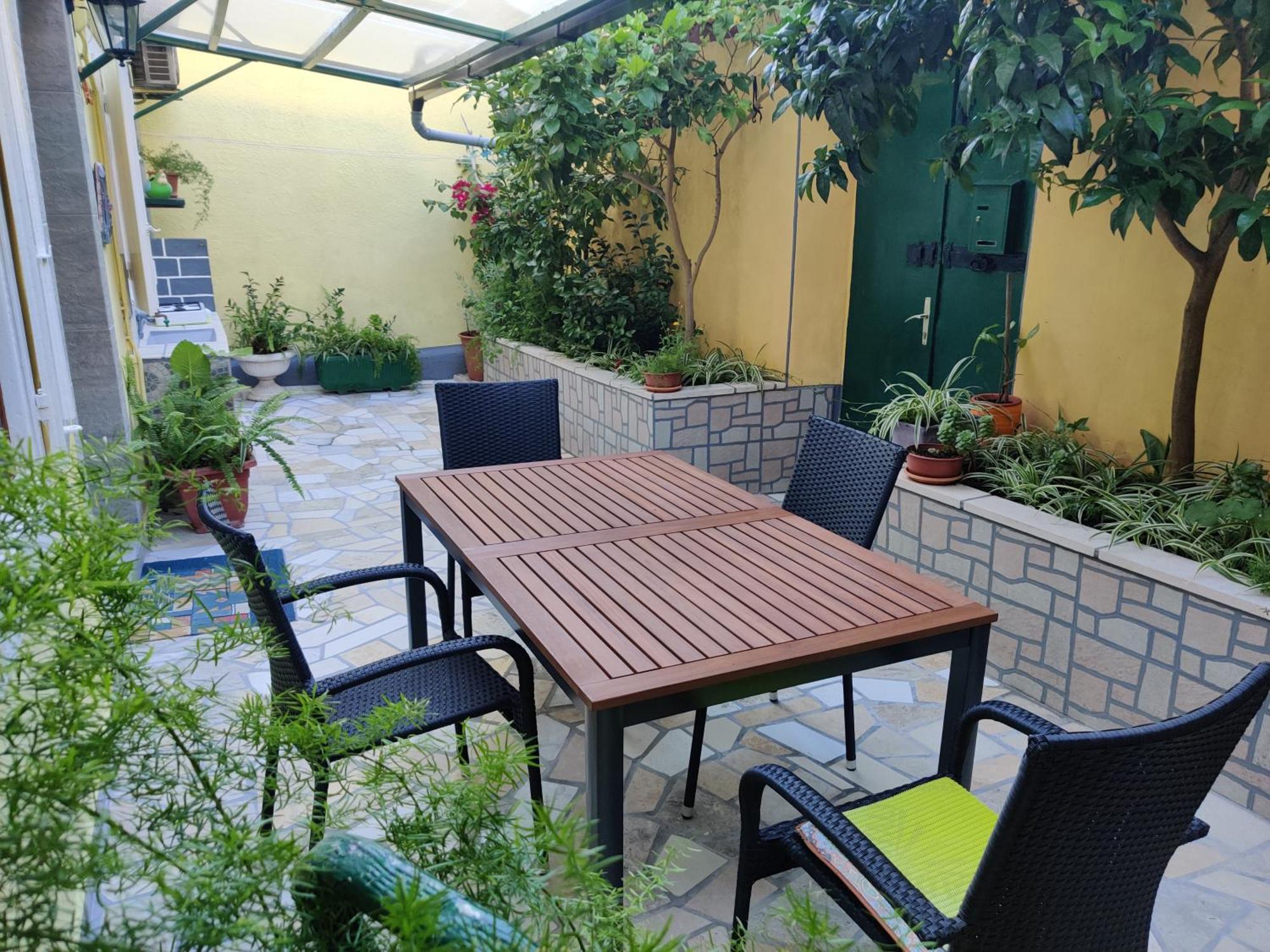 Apartman Jadranka Veli Lošinj Exteriör bild